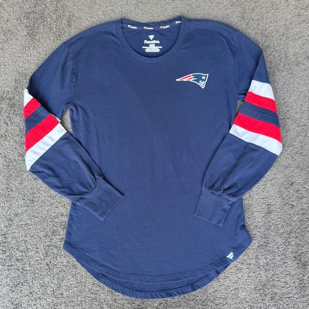 Fanatics New England Patriots Womens Small Navy Blue Long Sleeve Striped T-Shirt